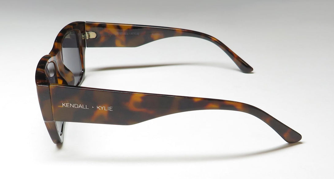 Kendall + Kylie Kk5136ce Aubrey Sunglasses