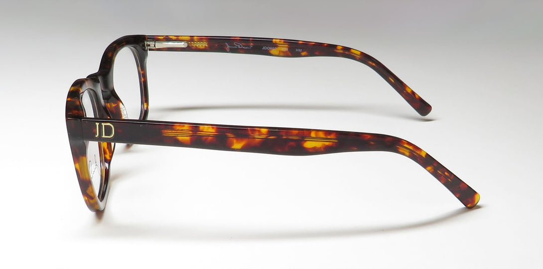 Color_amber tortoise